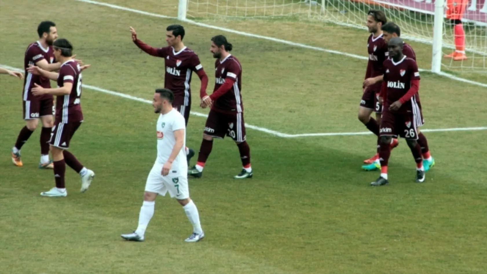 Elazığspor - Denizlispor maçından kareler