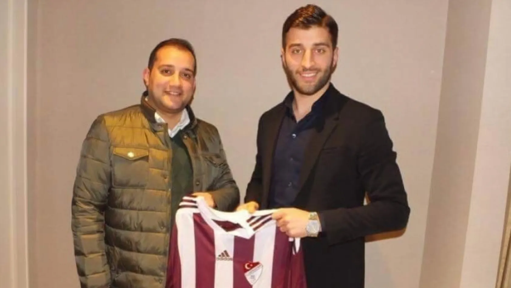 Elazığspor'un son transferi Alpaslan,  imzayı attı