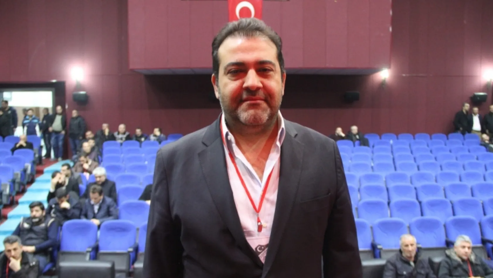 Elazığspor'un yeni başkanı Selçuk Öztürk oldu
