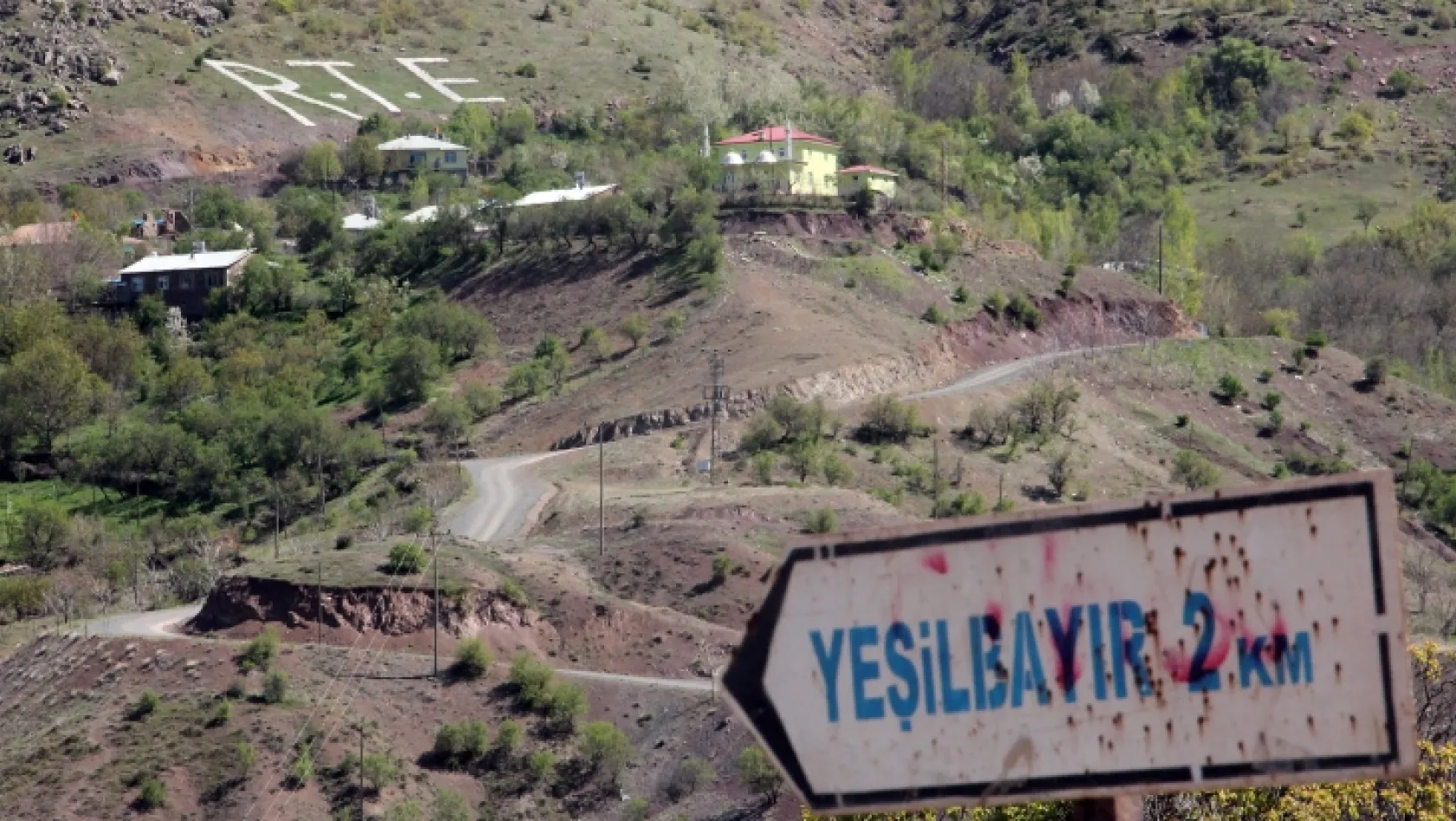 Cumhurbaşkanı Erdoğan'ın ismini dağa yazdı