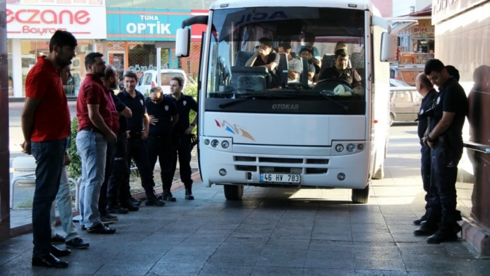Kahramanmaraş'ta 80 polis gözaltına alındı