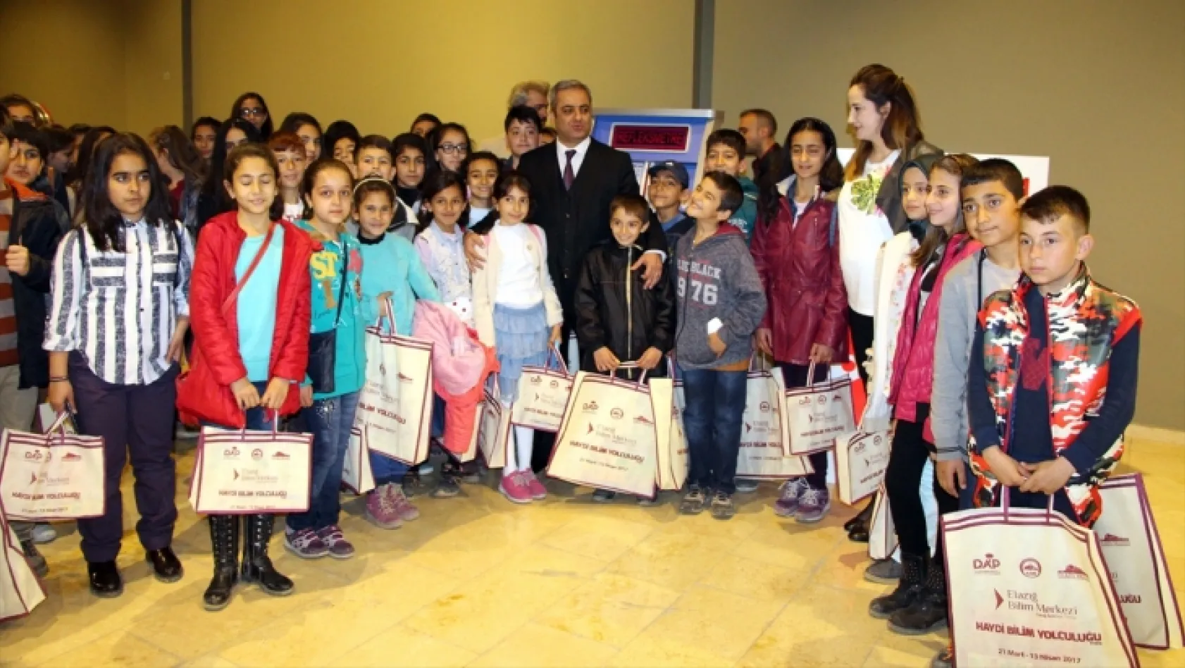 Elazığ'da 'Haydi Bilim Yolculuğuna Projesi'