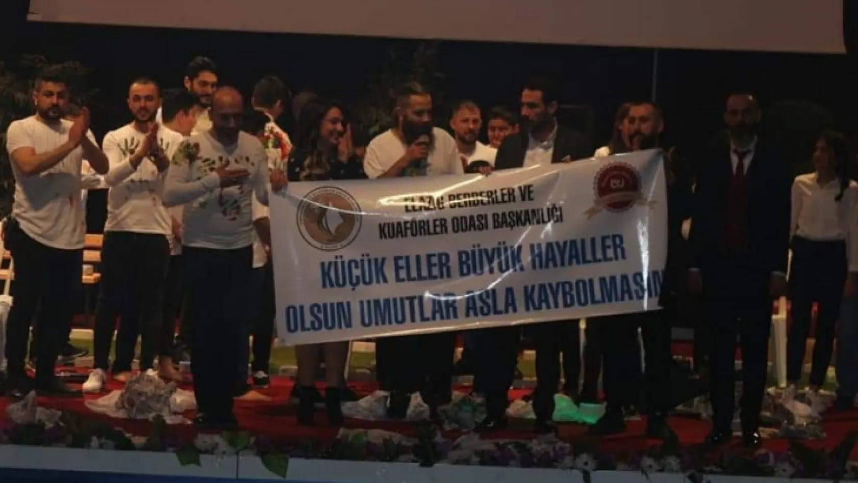 Elazığ'da 'Kimsesiz Çocuklara Işık Olma Sosyal Projesi'