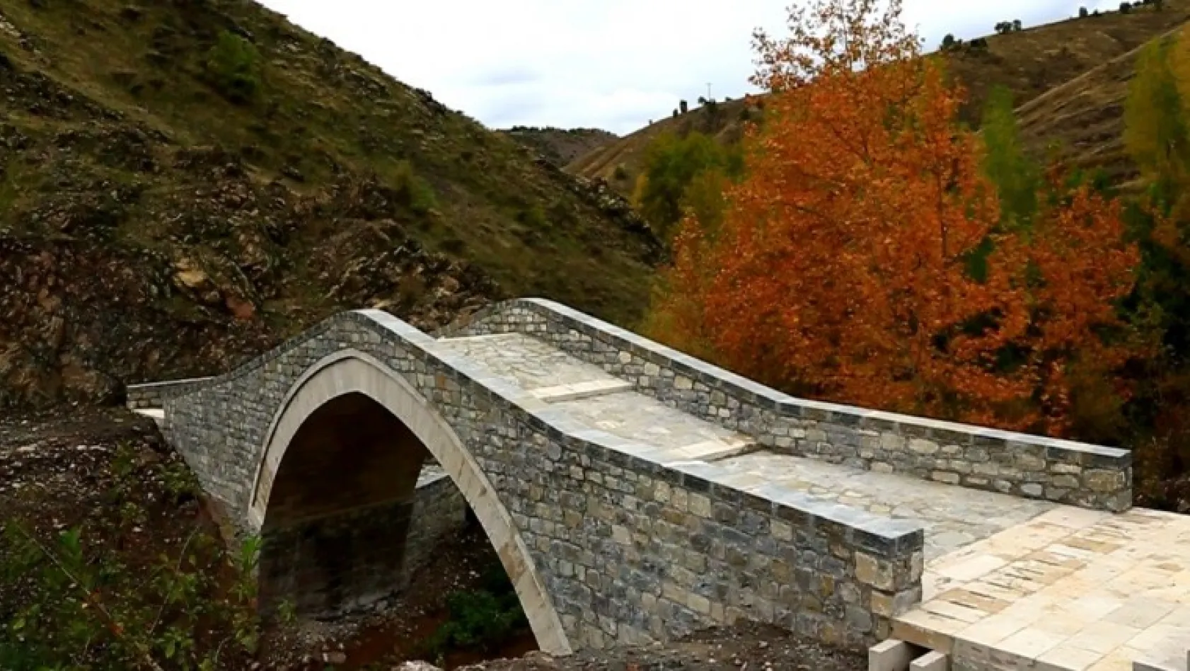 Tarihi Şadyan Köprüsü tamamlandı