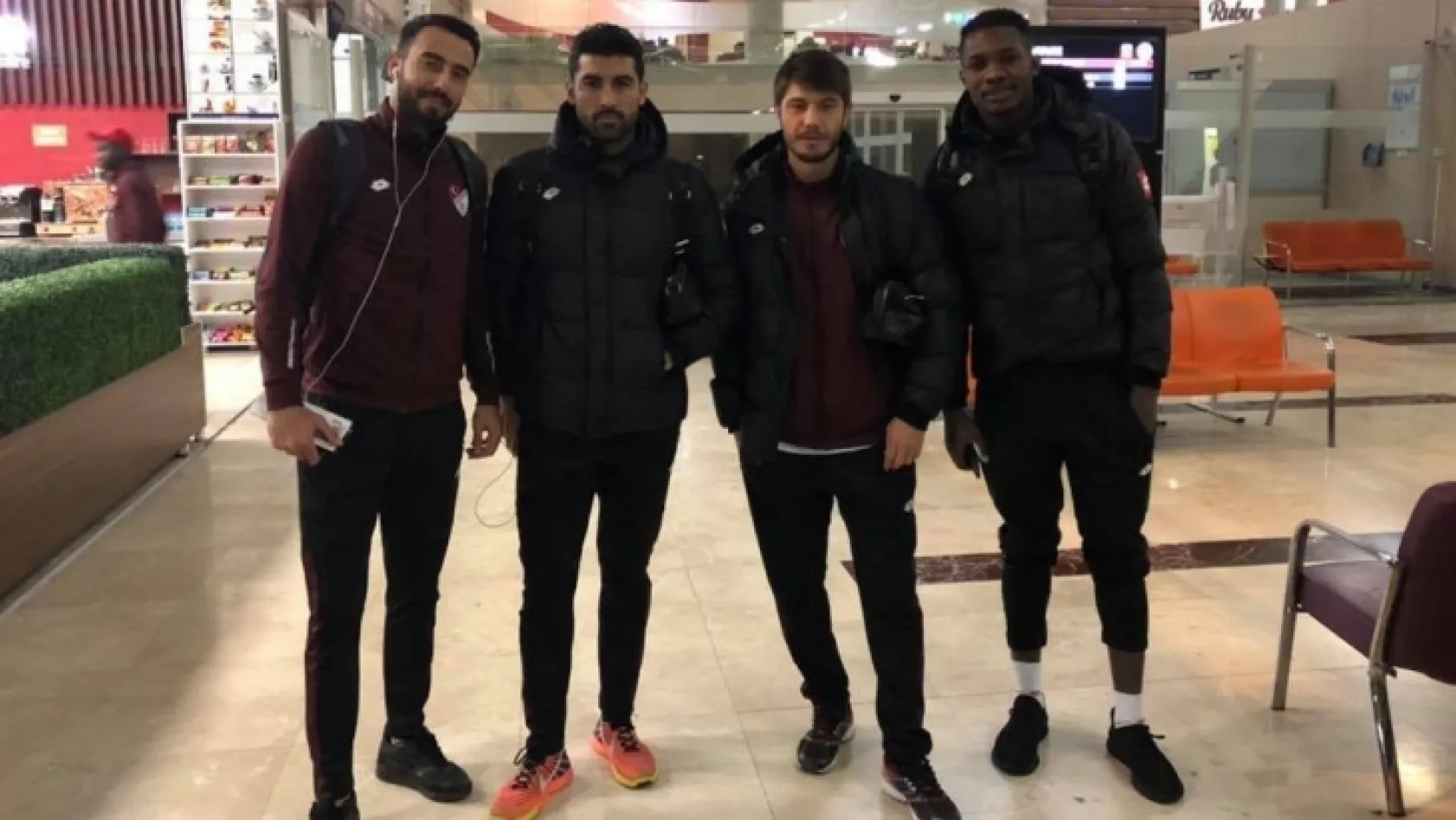 Elazığspor Afyonkarahisar'a 18 futbolcuyla gitti