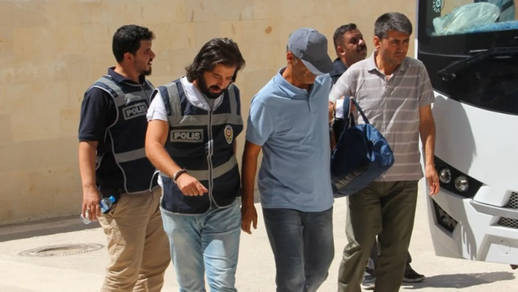 Elazığ'da 24 polis adliyeye sevk edildi