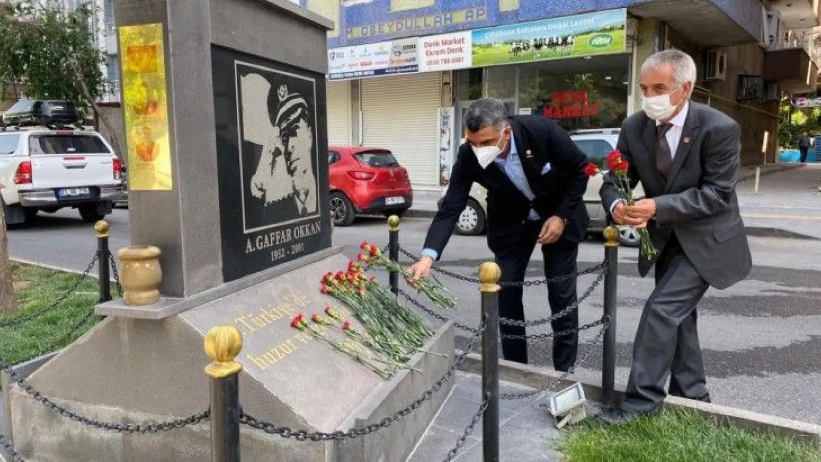Gürsel Erol Şehit Gaffar Okkan'ın anıtını ziyaret etti