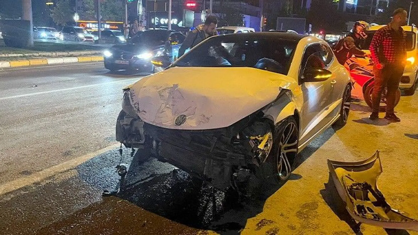 Hazardağlı Kavşağında trafik kazası