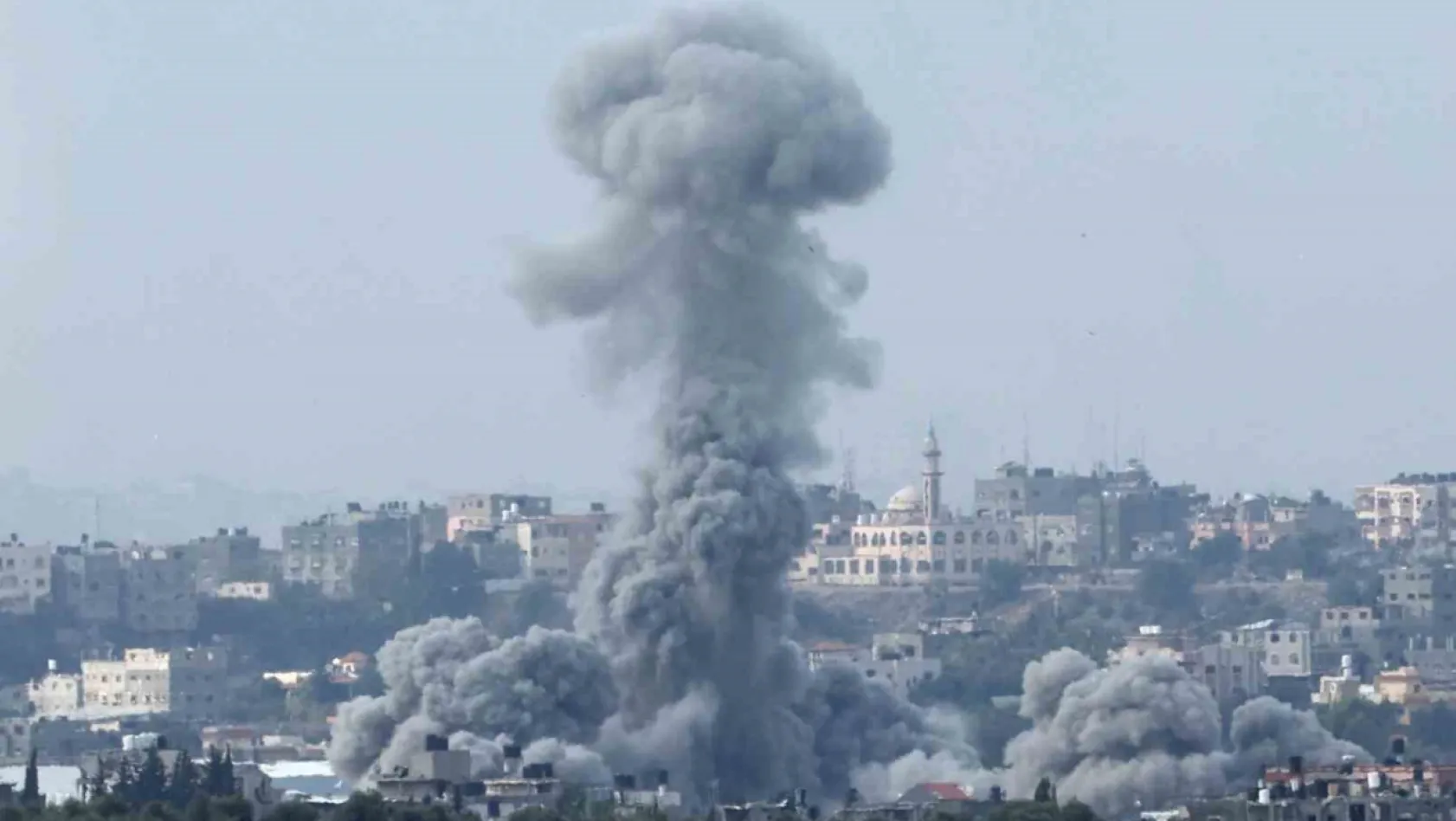 Gazze'deki can kaybı 11 bin 360'a yükseldi
