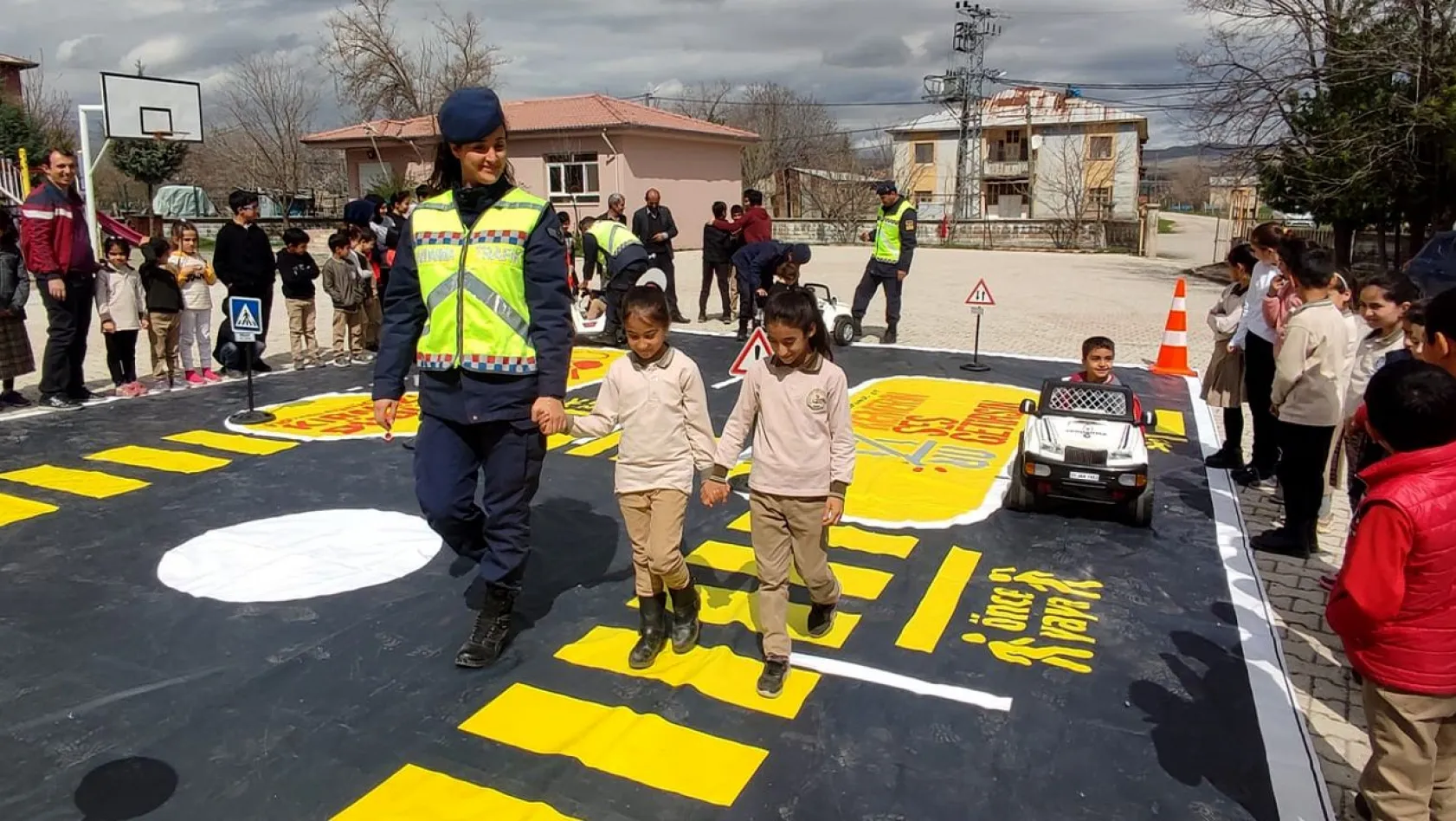 Jandarmadan trafik güvenliği eğitimi