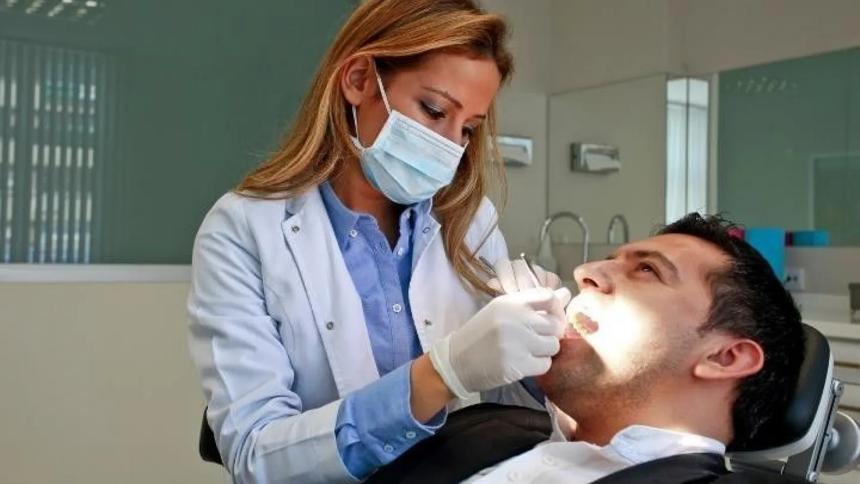 Kanal Tedavisi, Diş Çekimlerini Önlüyor