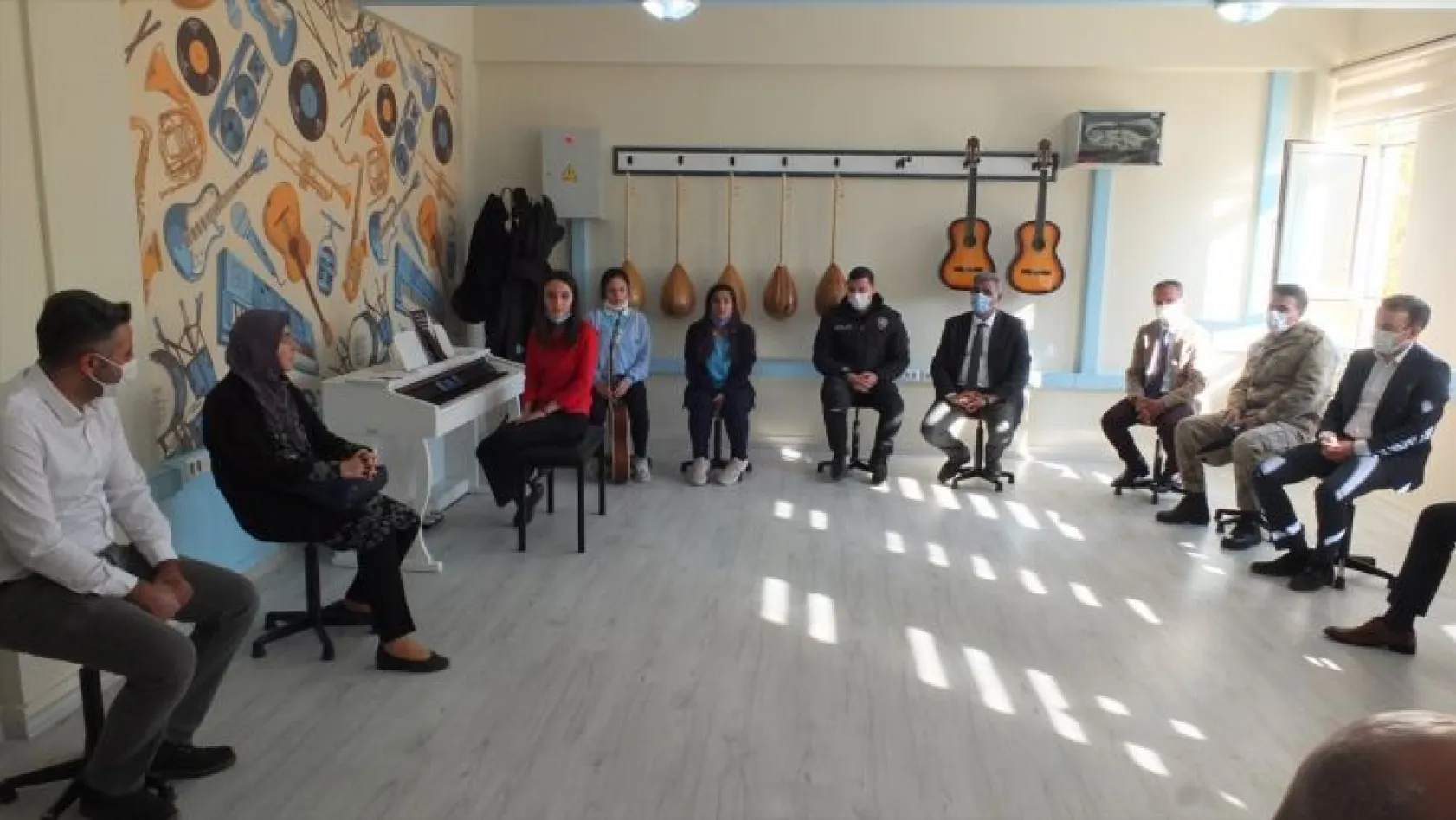 Keban'da müzik sınıfı açıldı