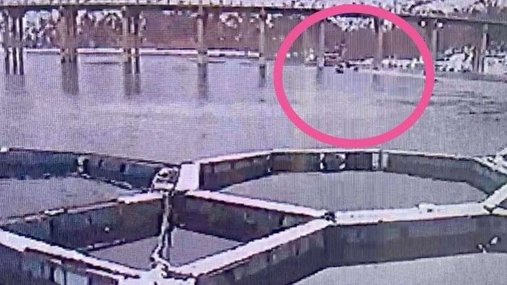 Keban'daki tekne kazası kamerada