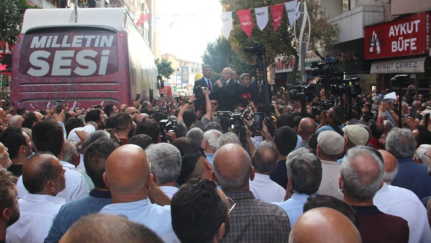 Kılıçdaroğlu, Elazığ'da vatandaşlara seslendi