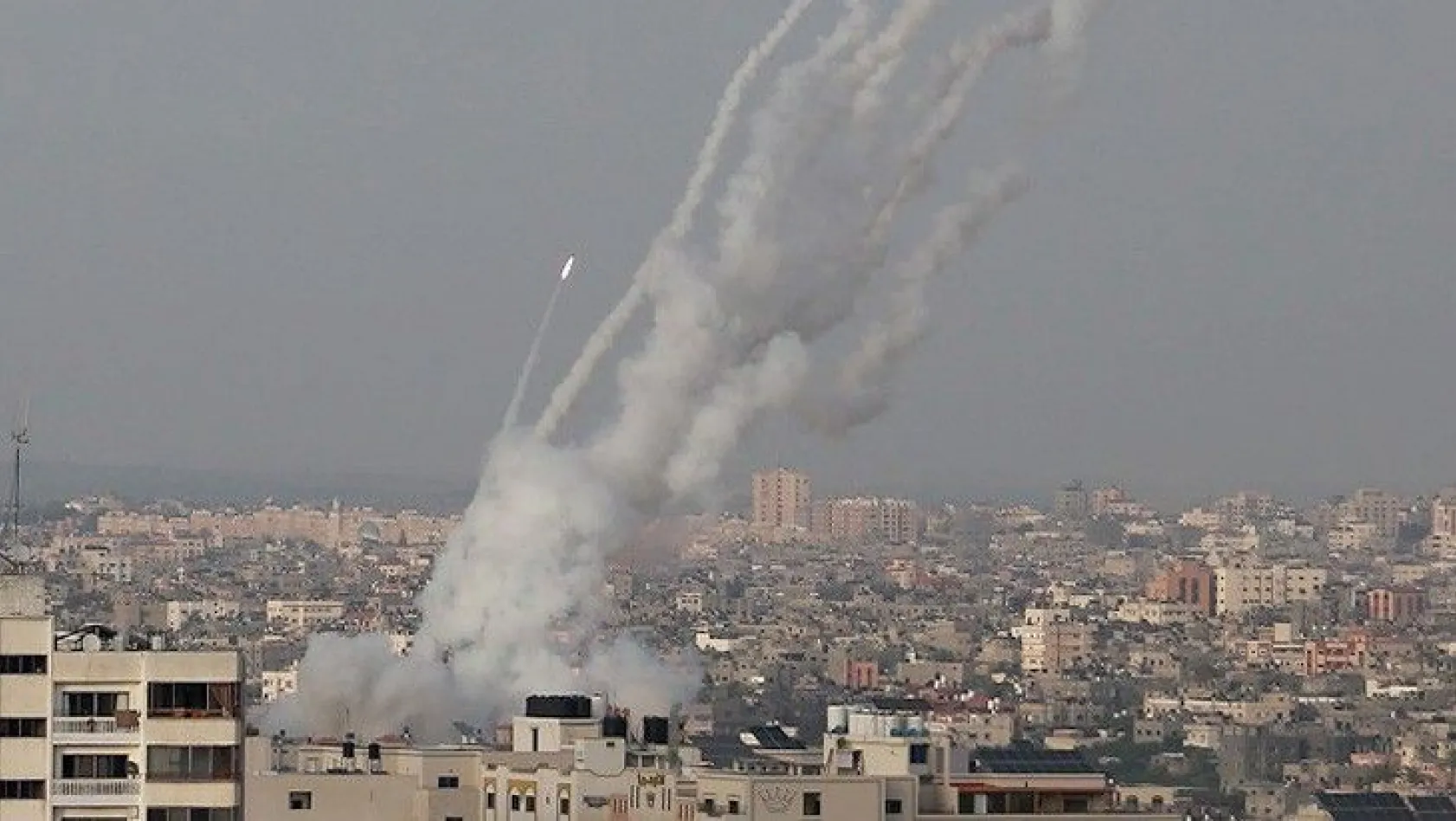 Kudüs'e 7 roket fırlatıldı