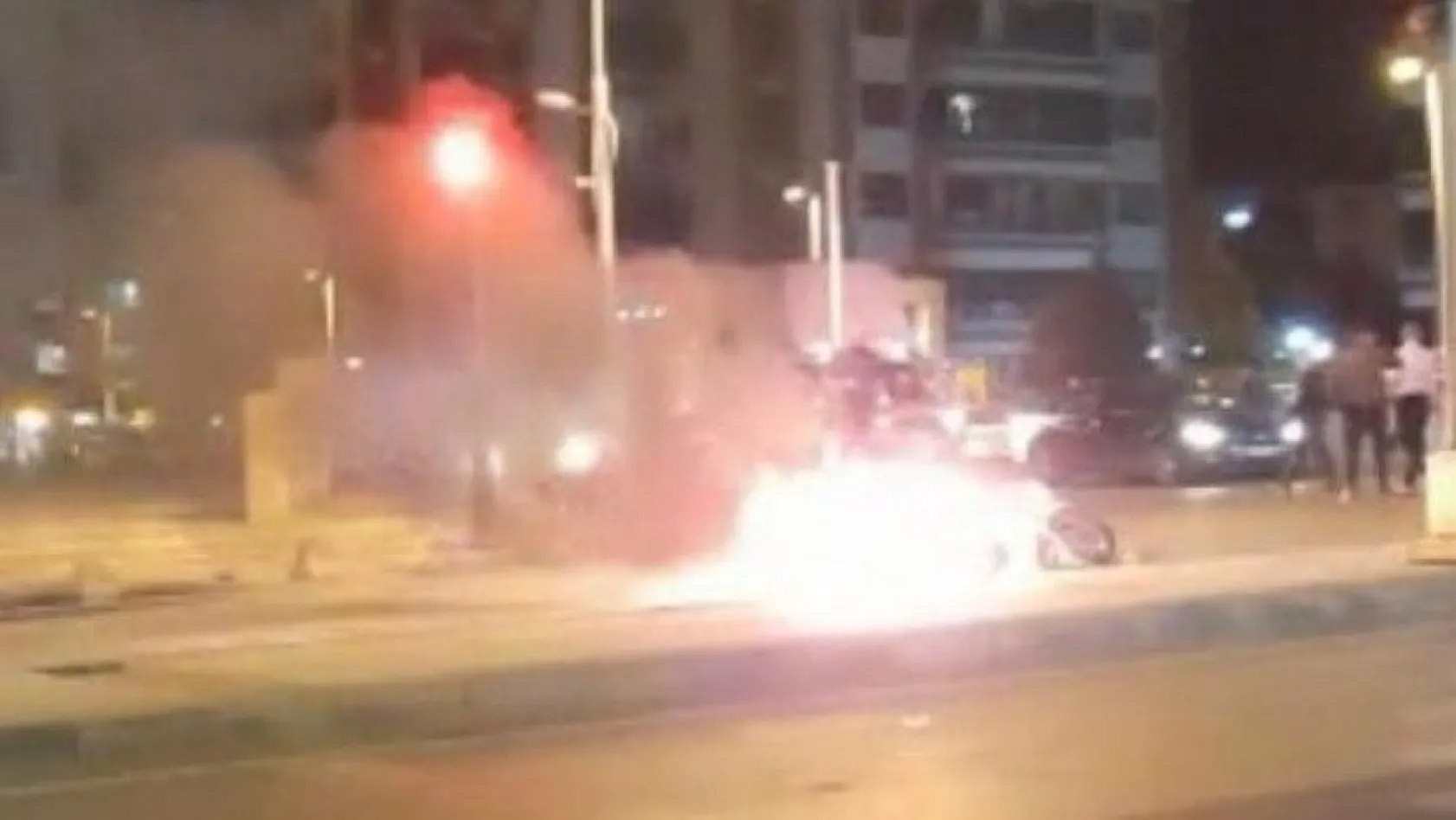 Malatya'da motosiklet yangını korkuttu