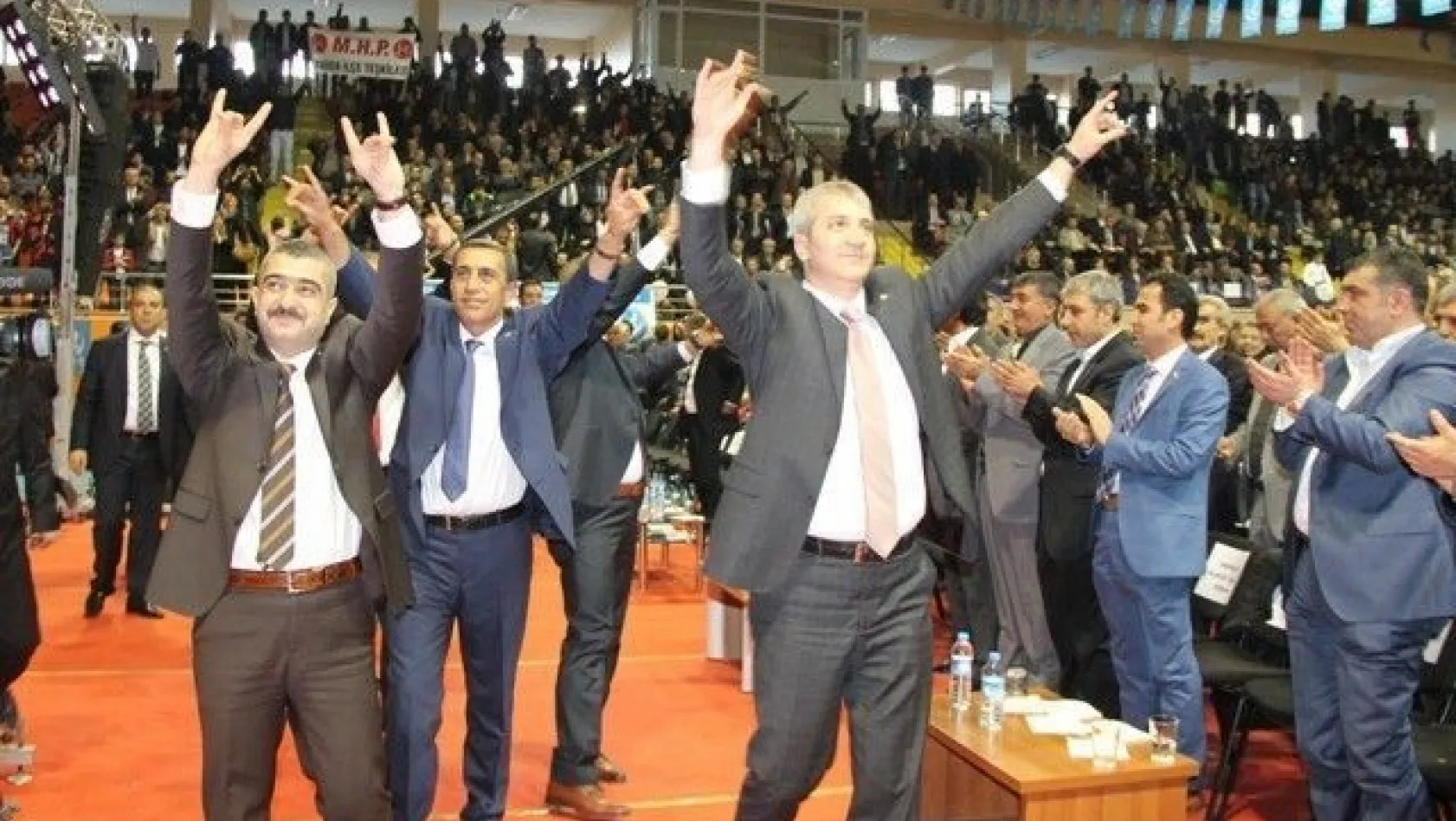 MHP milletvekili adaylarını tanıttı