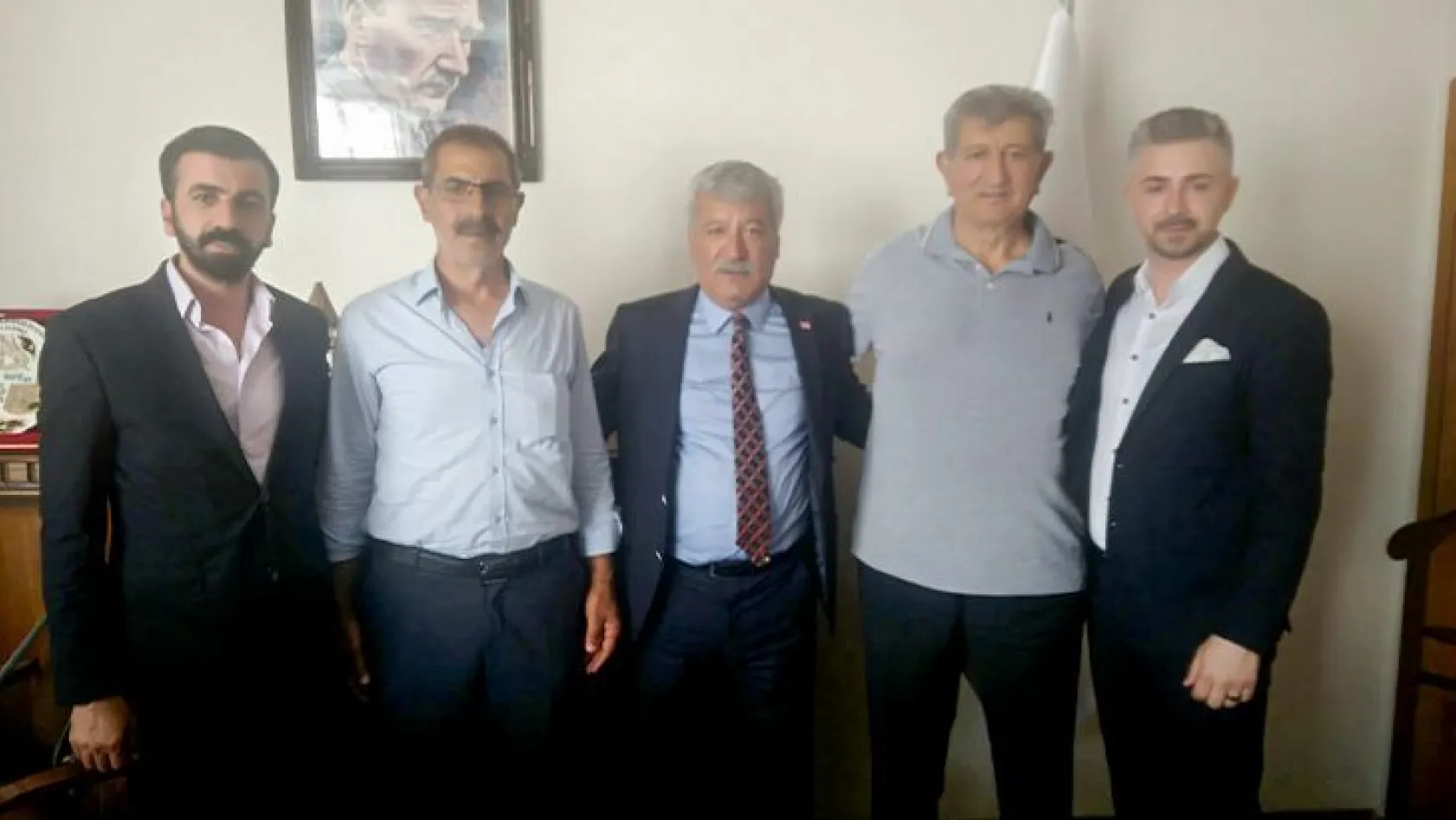 Ali Özcan'dan başkanlara ziyaret