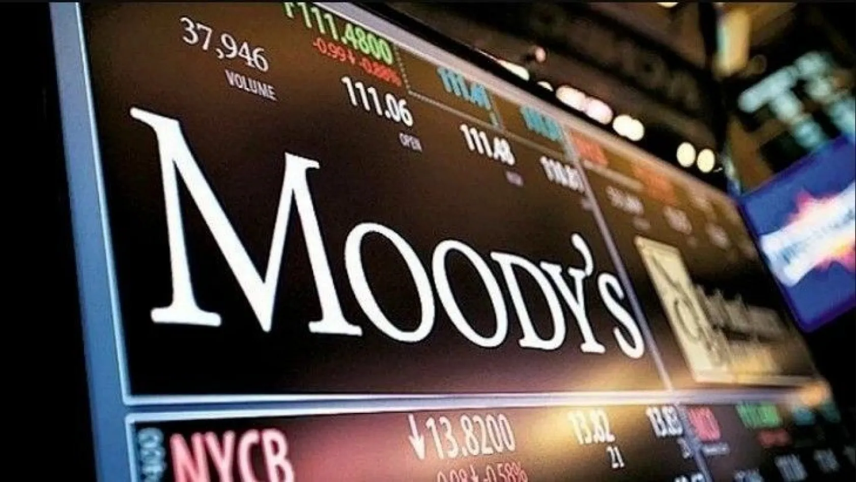 Moody's Türkiye'nin kredi notunu düşürdü!