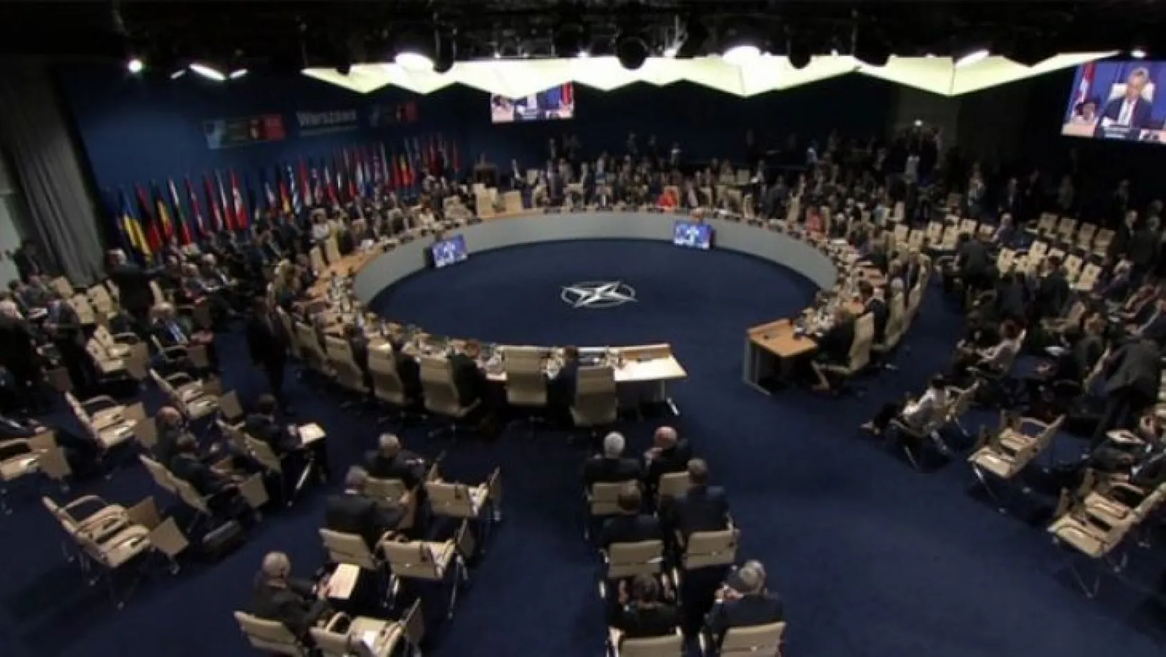 NATO öncesi dörtlü görüşme başladı!