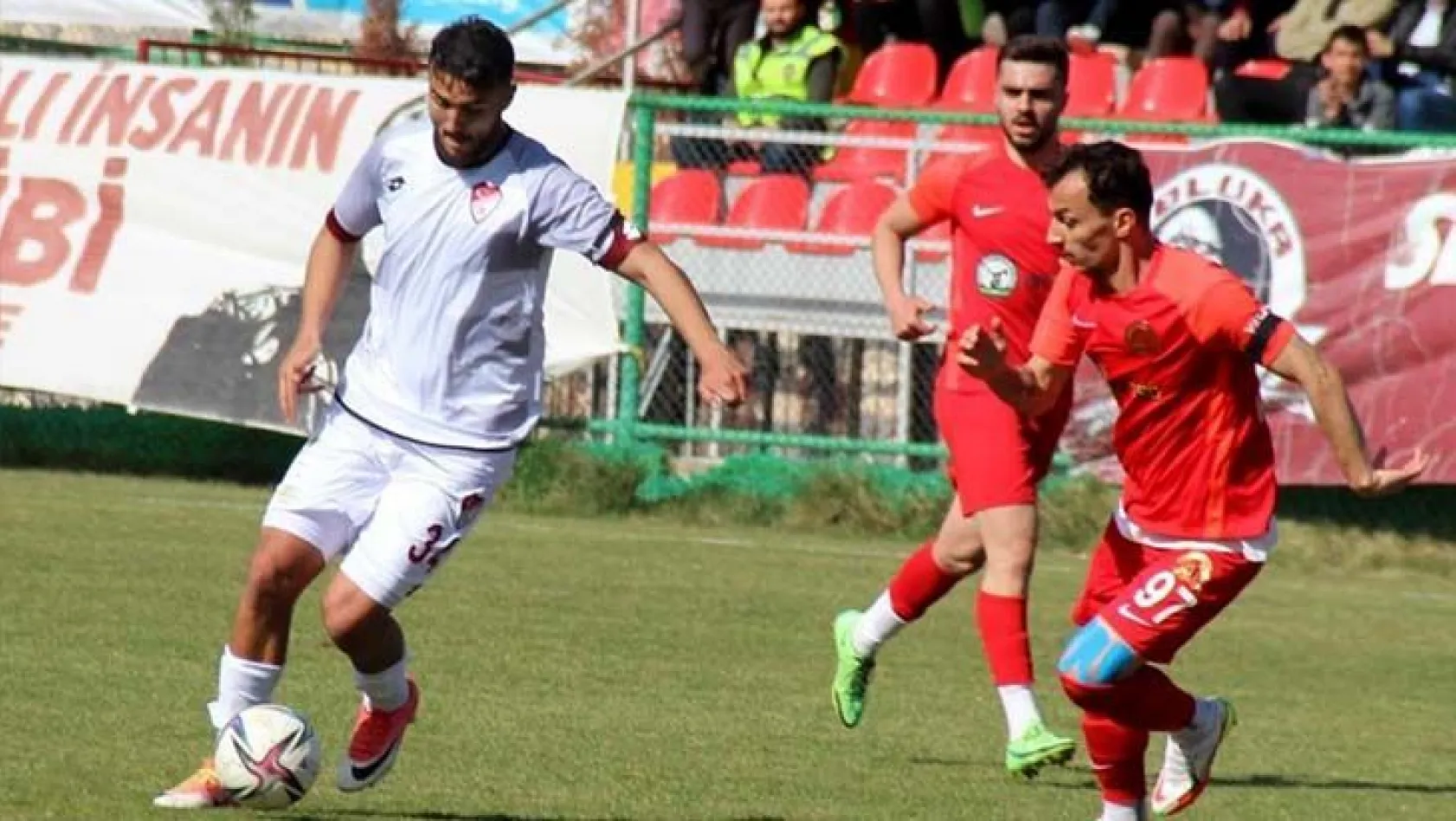 Ömer Faruk Sezgin'den 7 maçta 5 gol