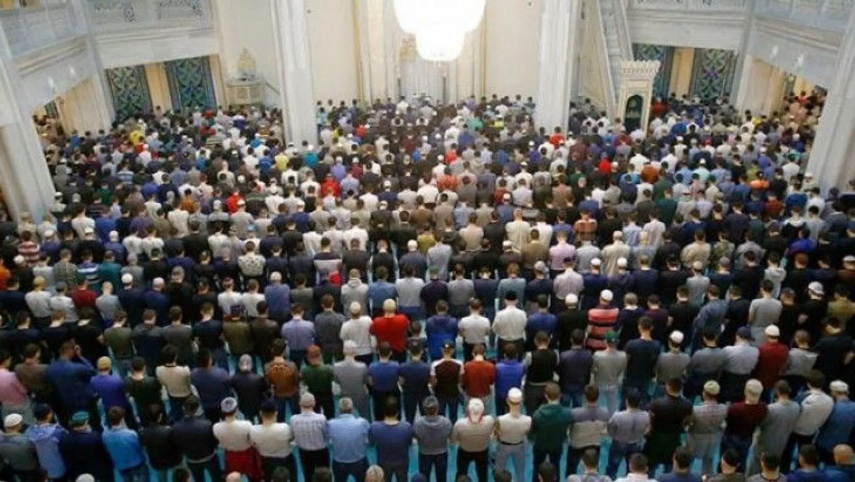 Ramazan'da teravih kılınacak mı ? Bakan Koca açıkladı