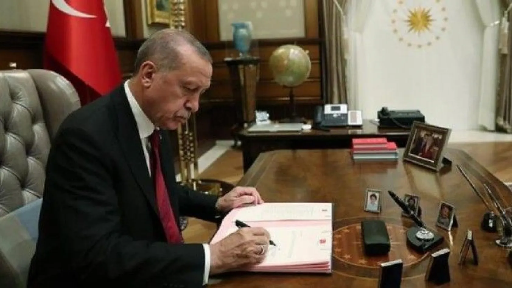 Resmi Gazete'de yayımlandı, Cumhurbaşkanı Erdoğan HSK'ya 4 üye atadı