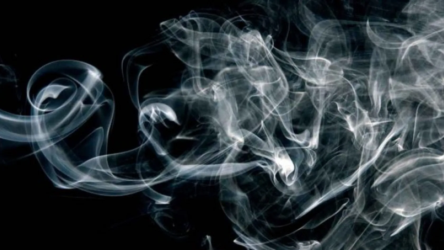 Sigara dumanı korneadaki hücreleri öldürüyor