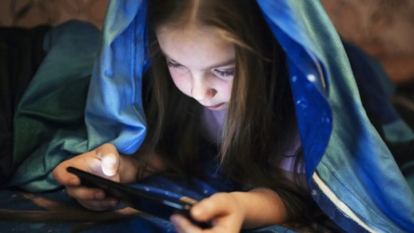 Teknoloji çocukları susturan bir nevi emzik