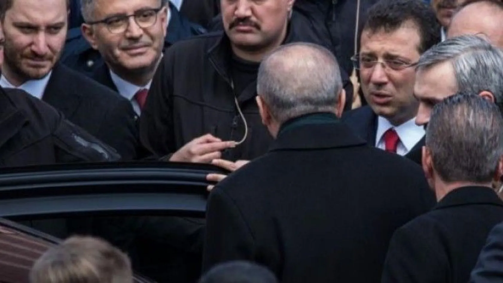 Topbaş'ın cenazesinde Erdoğan ile görüşen İmamoğlu, iki talebini iletti