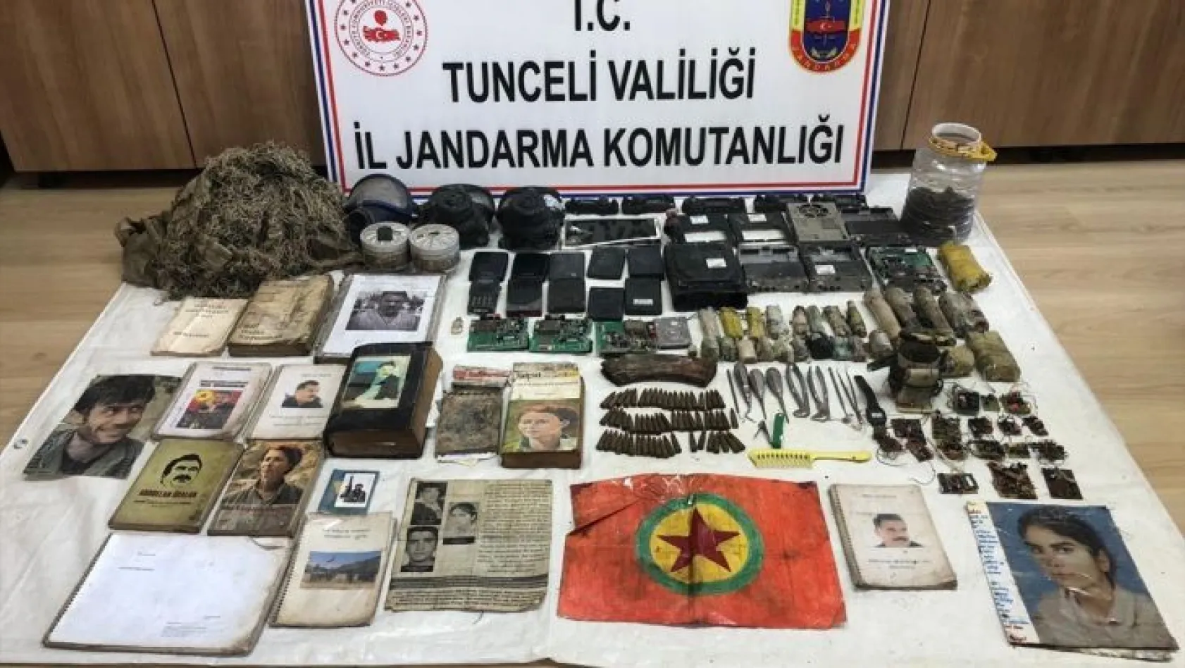 Tunceli'de teröristlere ait mühimmatlar ele geçirildi