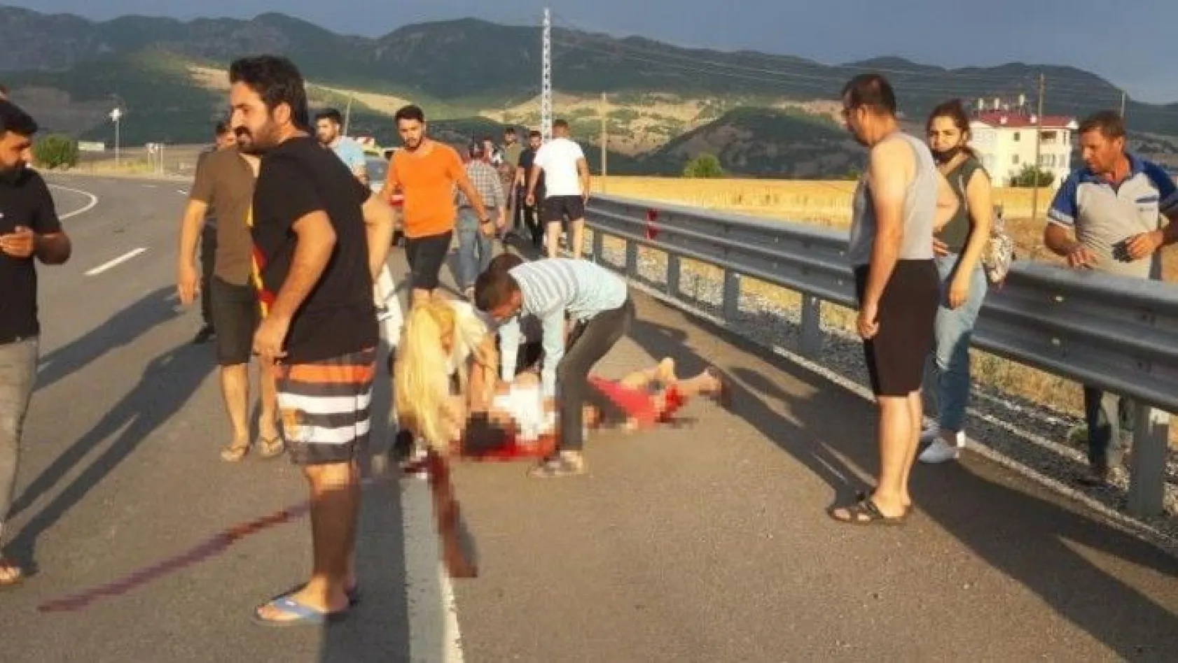Tunceli'deki kaza anı güvenlik kamerasına yansıdı