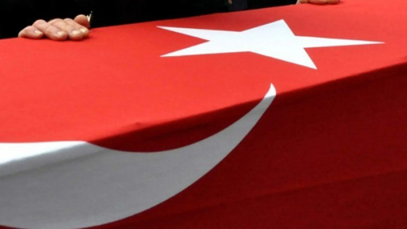 Tunceli'de bir asker kaza kurşunuyla şehit oldu