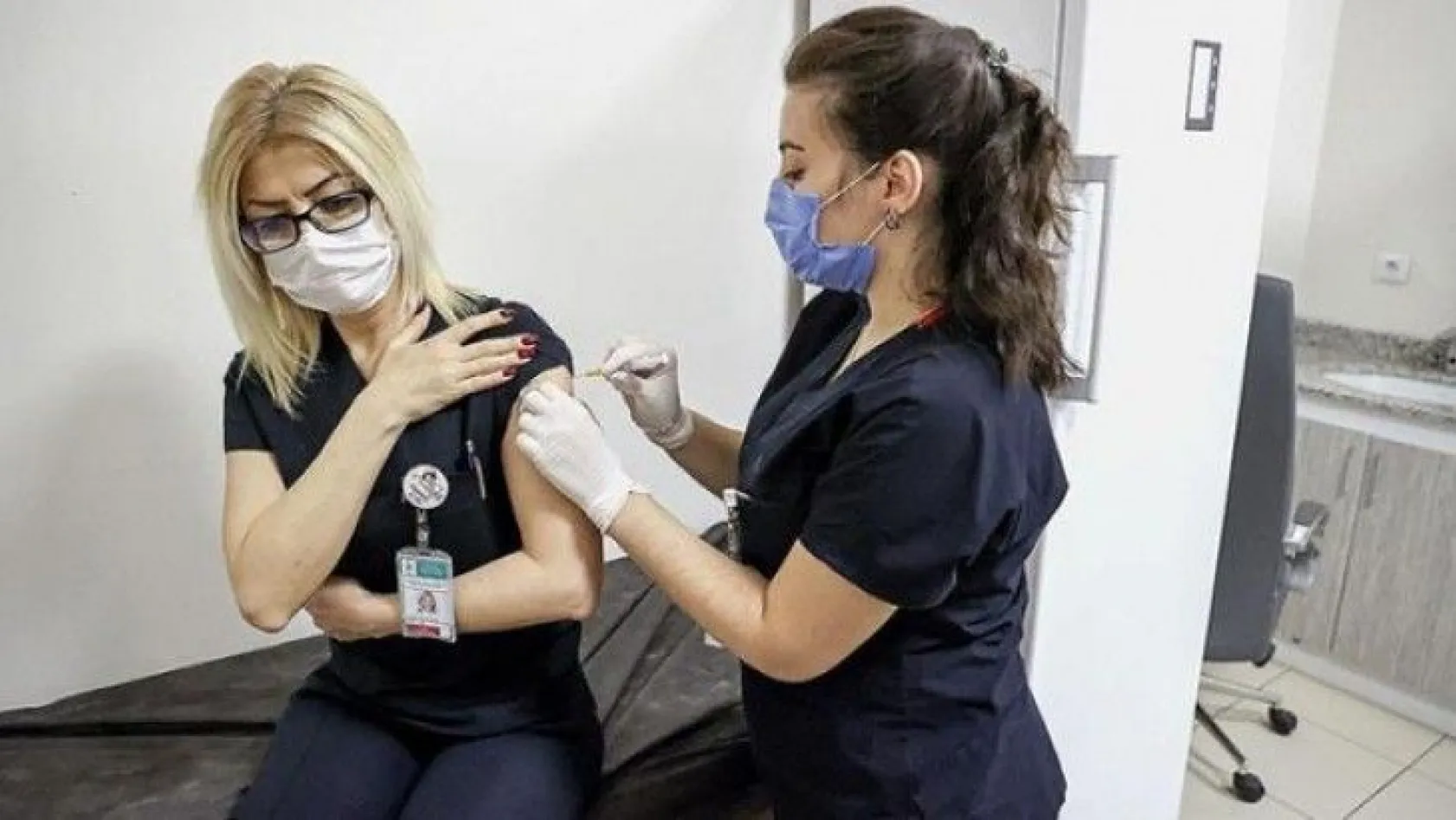 Türkiye'de uygulanan Sinovac aşısının sonuçları belli oldu