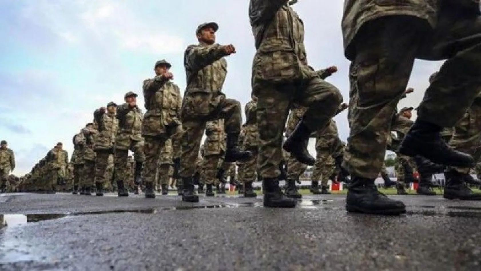 Yeni askerlik düzenlemesi teklifi Meclis'te kabul edildi