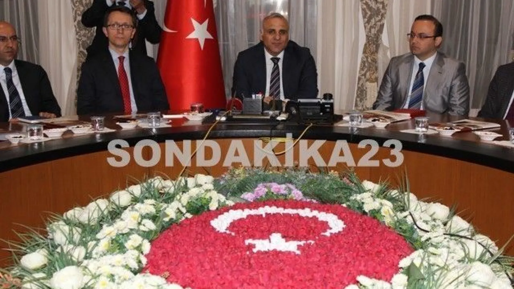 Yeni Vali Murat Zorluoğlu Elazığ'da