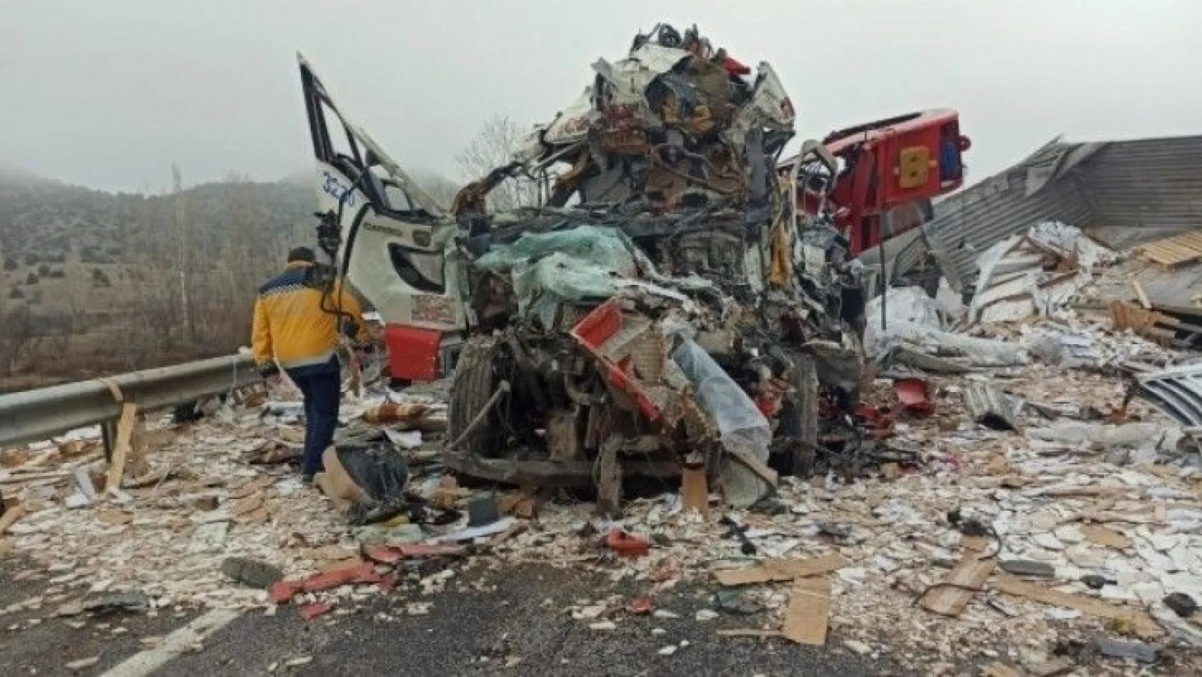 Yozgat'ta trafik kazası: 3 ölü