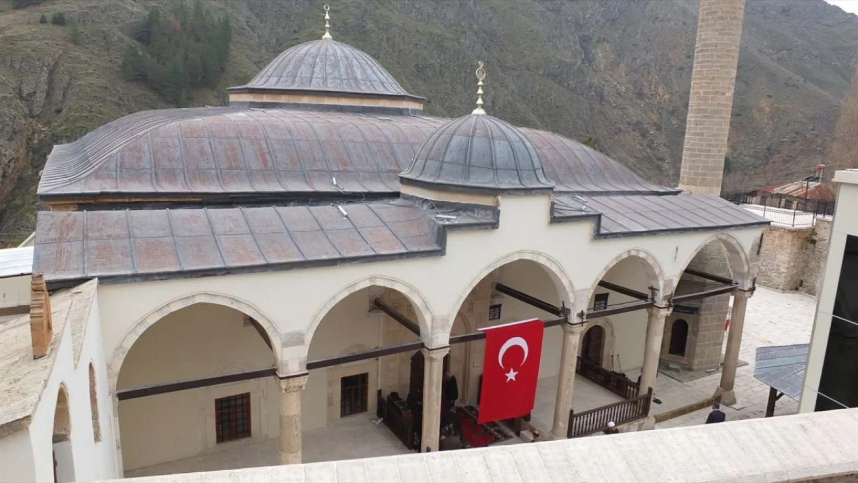 Yusuf Ziya Paşa Camisi cuma namazıyla ibadete açıldı