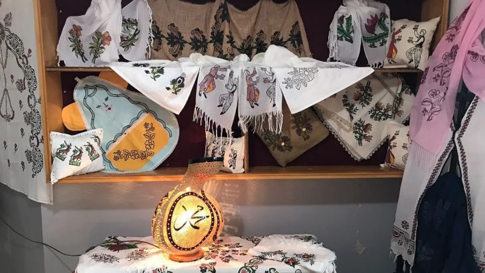 150 yıllık sanat, kadınların elinde hayat buluyor