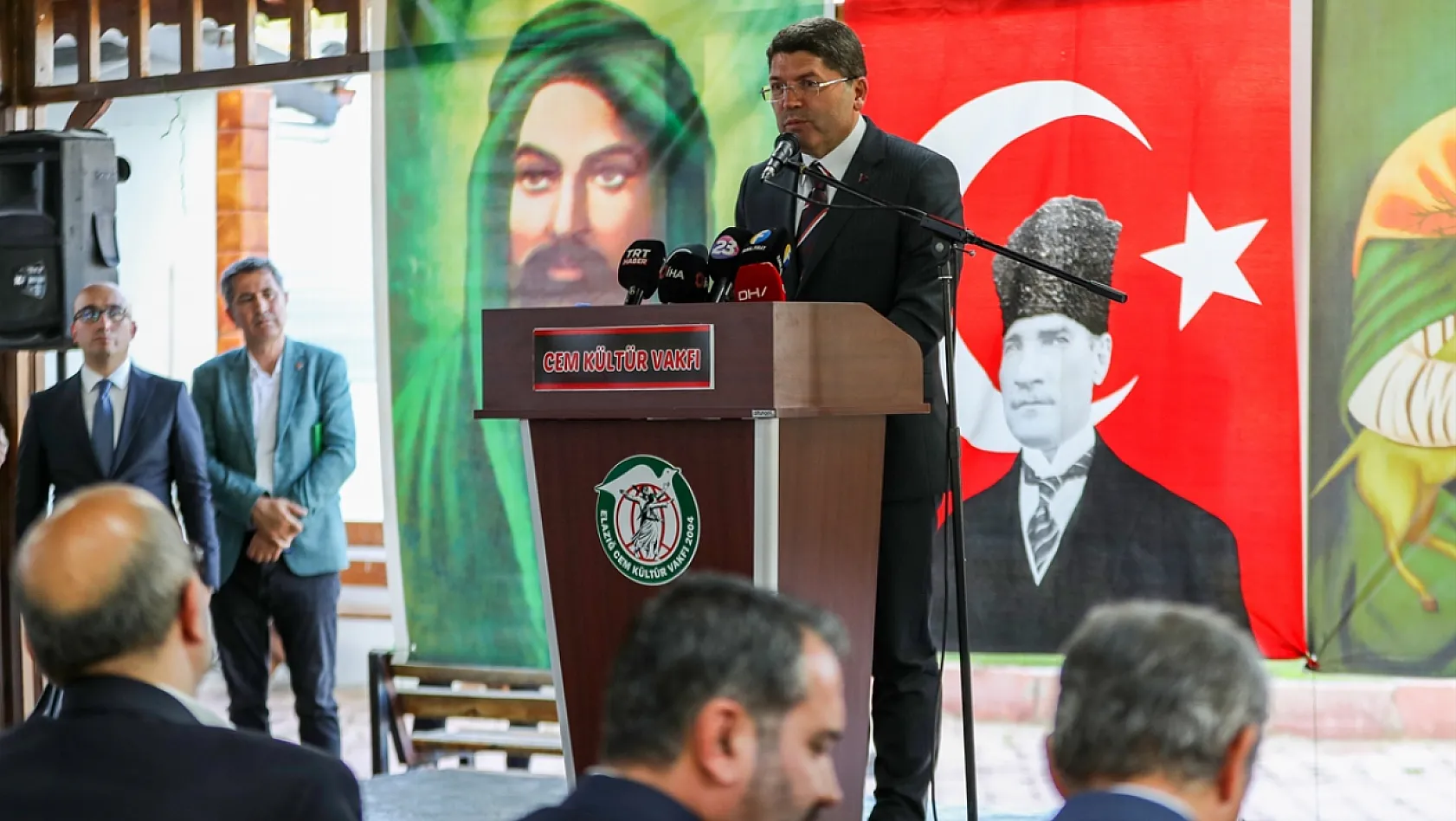 Adalet Bakanı Tunç Elazığ'da