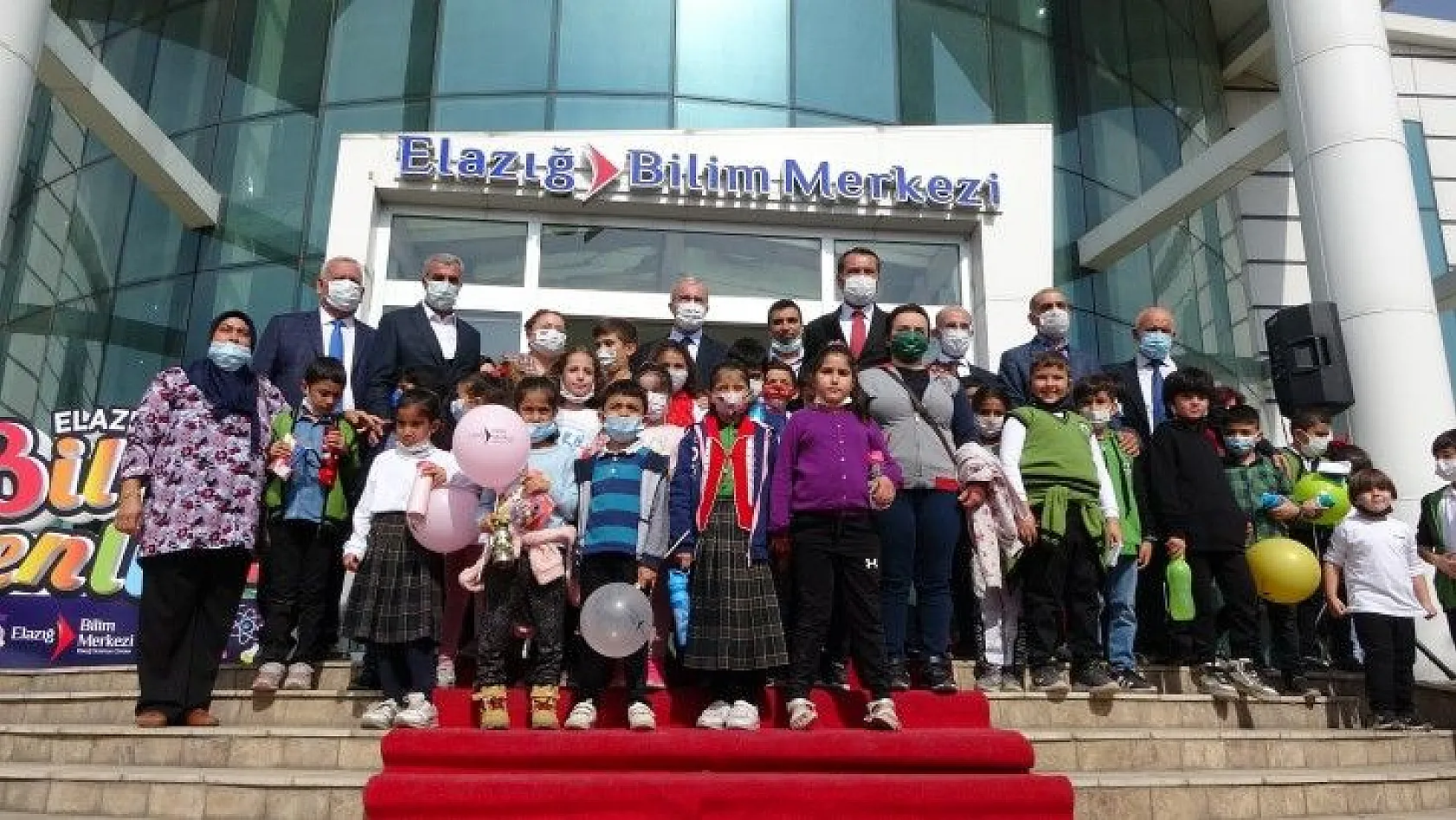 Bilim Şenliği'ne start verildi