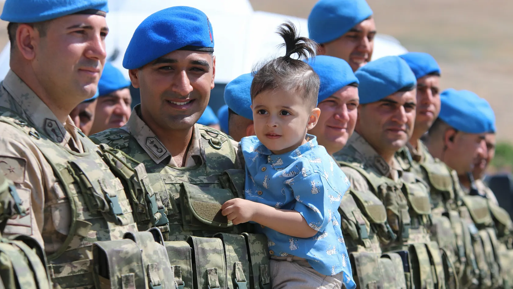 Elazığ'da komandolar dualarla Suriye'ye uğurlandı