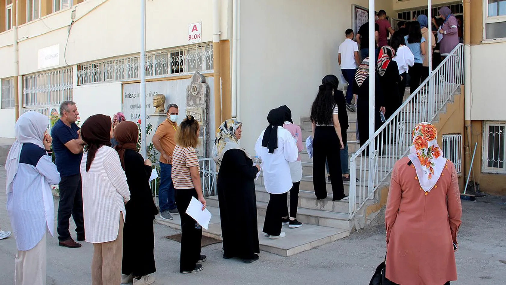 Elazığ'da KPSS heyecanı