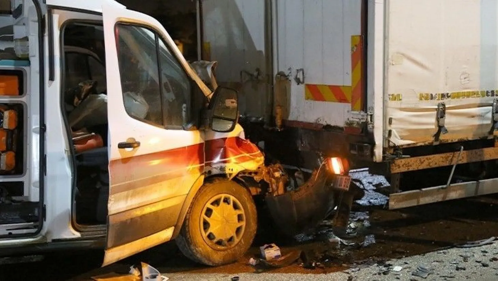 Elazığ'da ambulans kazası! Ölü ve yaralılar var