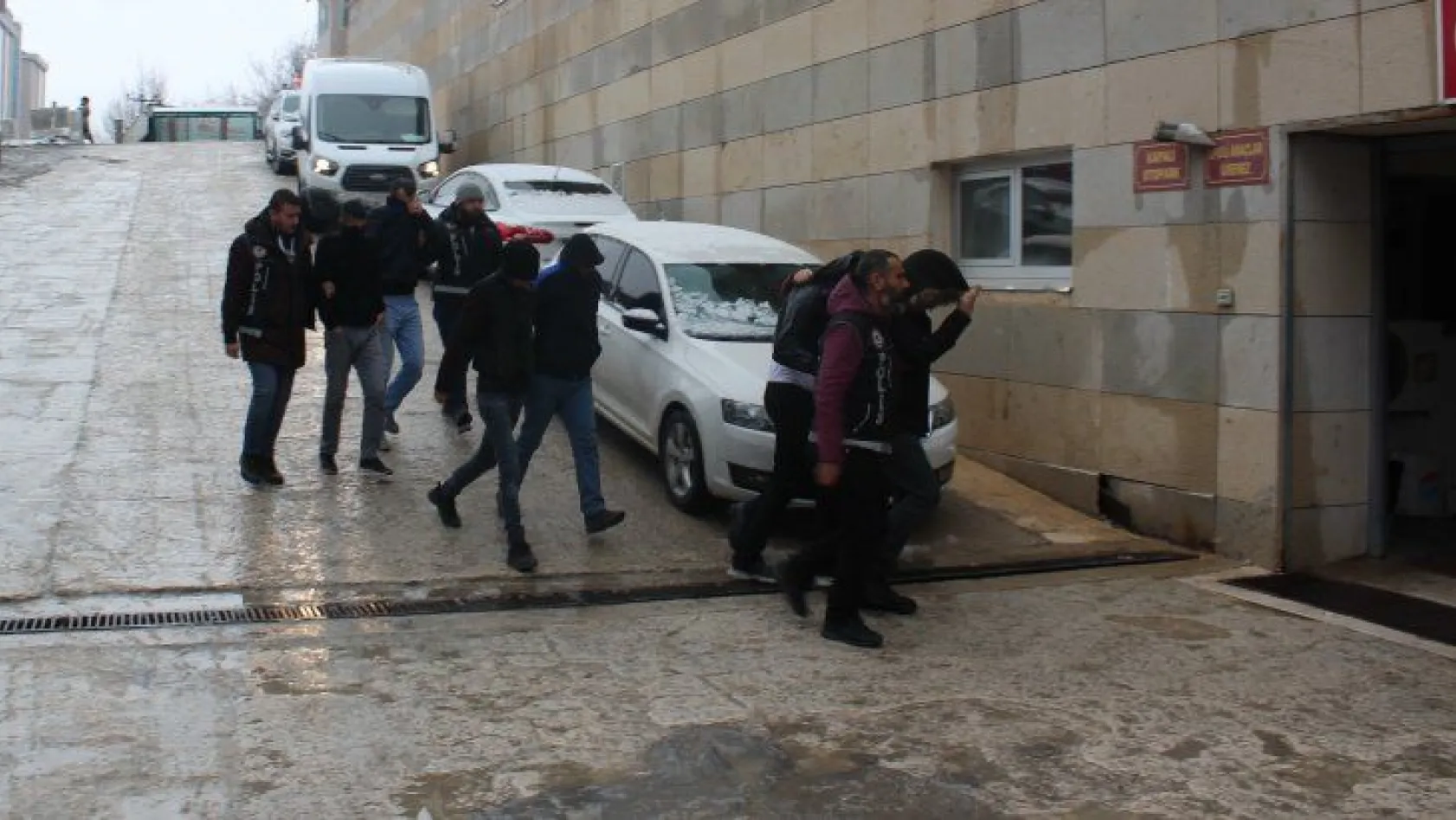 Elazığ'da uyuşturucu operasyonları! Gözaltılar var