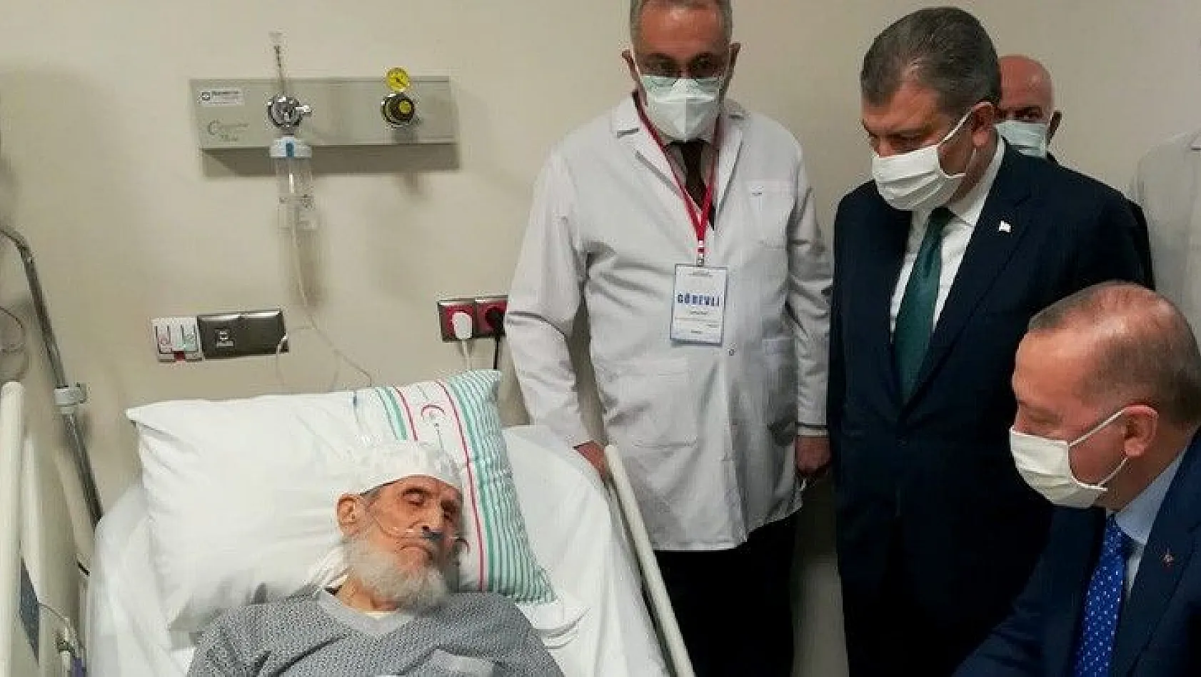 Erdoğan'dan, Fethi Sekin'in babası ve Hafız Abdullah Nazırlı'ya ziyaret