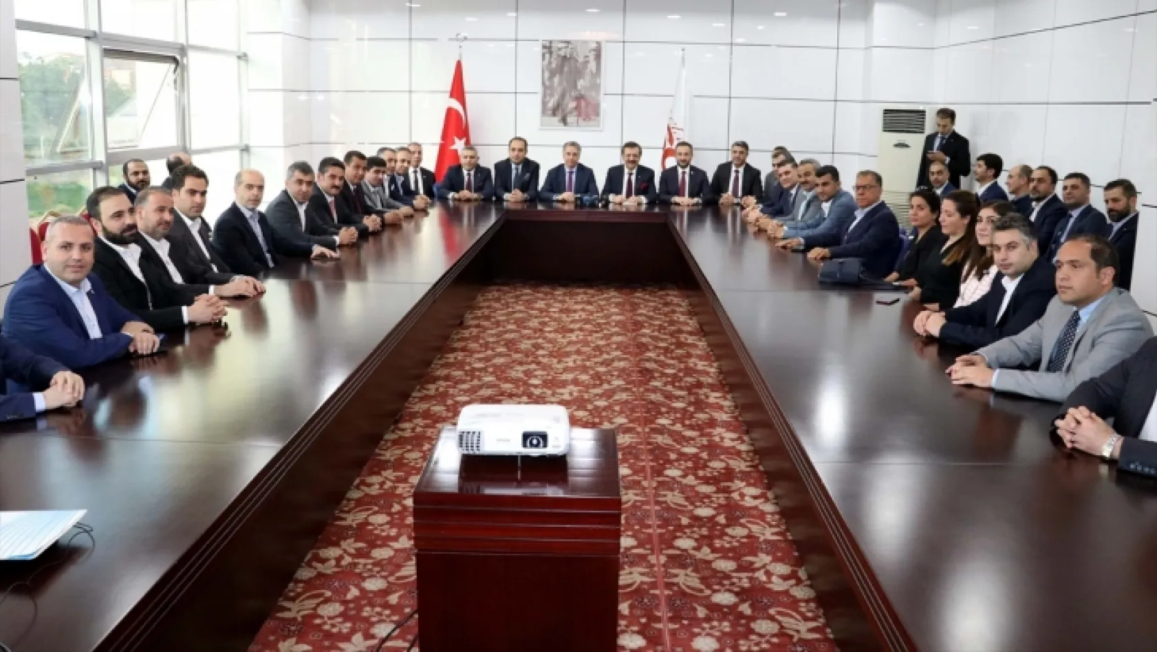 TOBB Başkanı Rifat Hisarcıklıoğlu'ndan ETSO'ya ziyaret