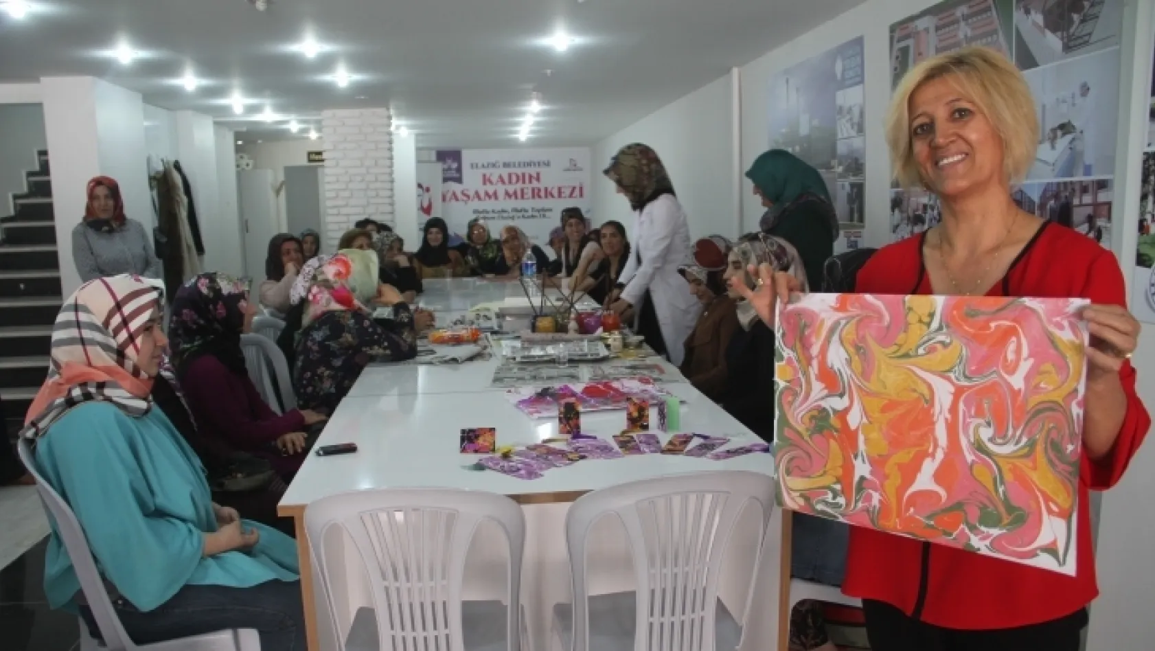 'Yaşam Merkezi' ile kadınlar kendilerini geliştiriyor