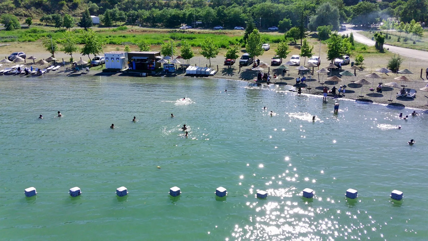 Hazar Gölü, bayramda tatilcilerin doğudaki tercihi olacak