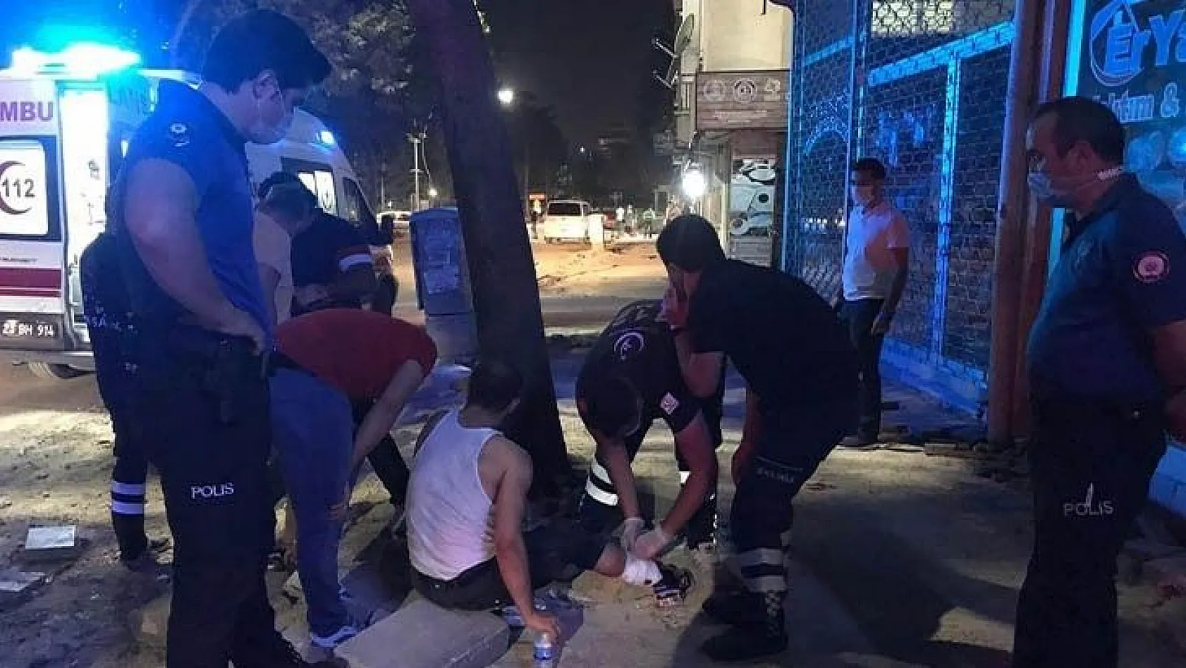 İki grup arasında bıçaklı kavga çıktı